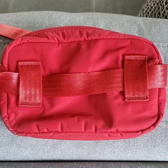 Athleta All About Croasbody Beltbag - Picture 9 of 11